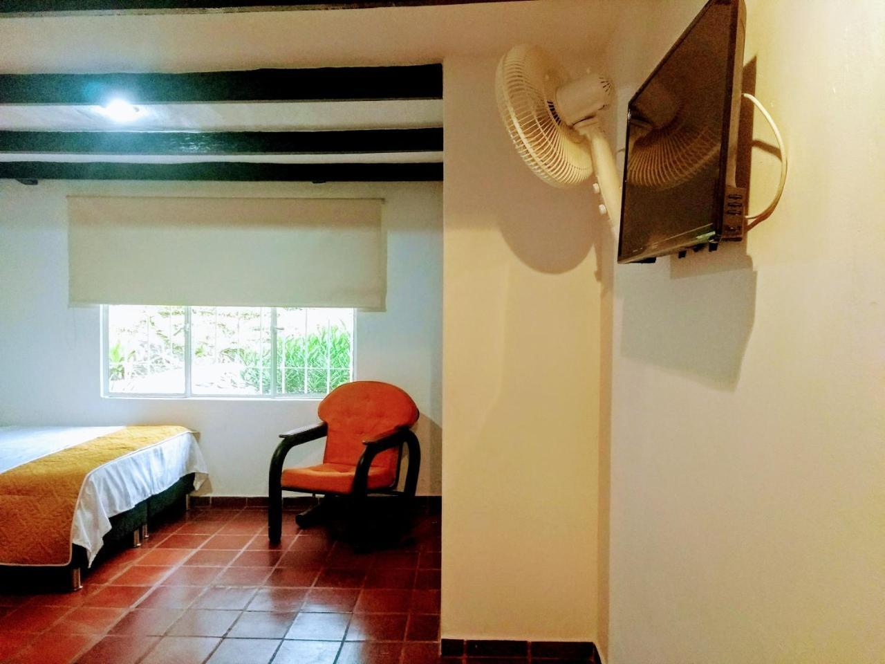 Hotel Playa By Marbar Hoteles Villeta Kültér fotó
